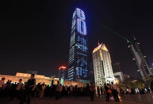 LED顯示屏企業(yè)憑何暢游城市亮化的市場藍(lán)海？