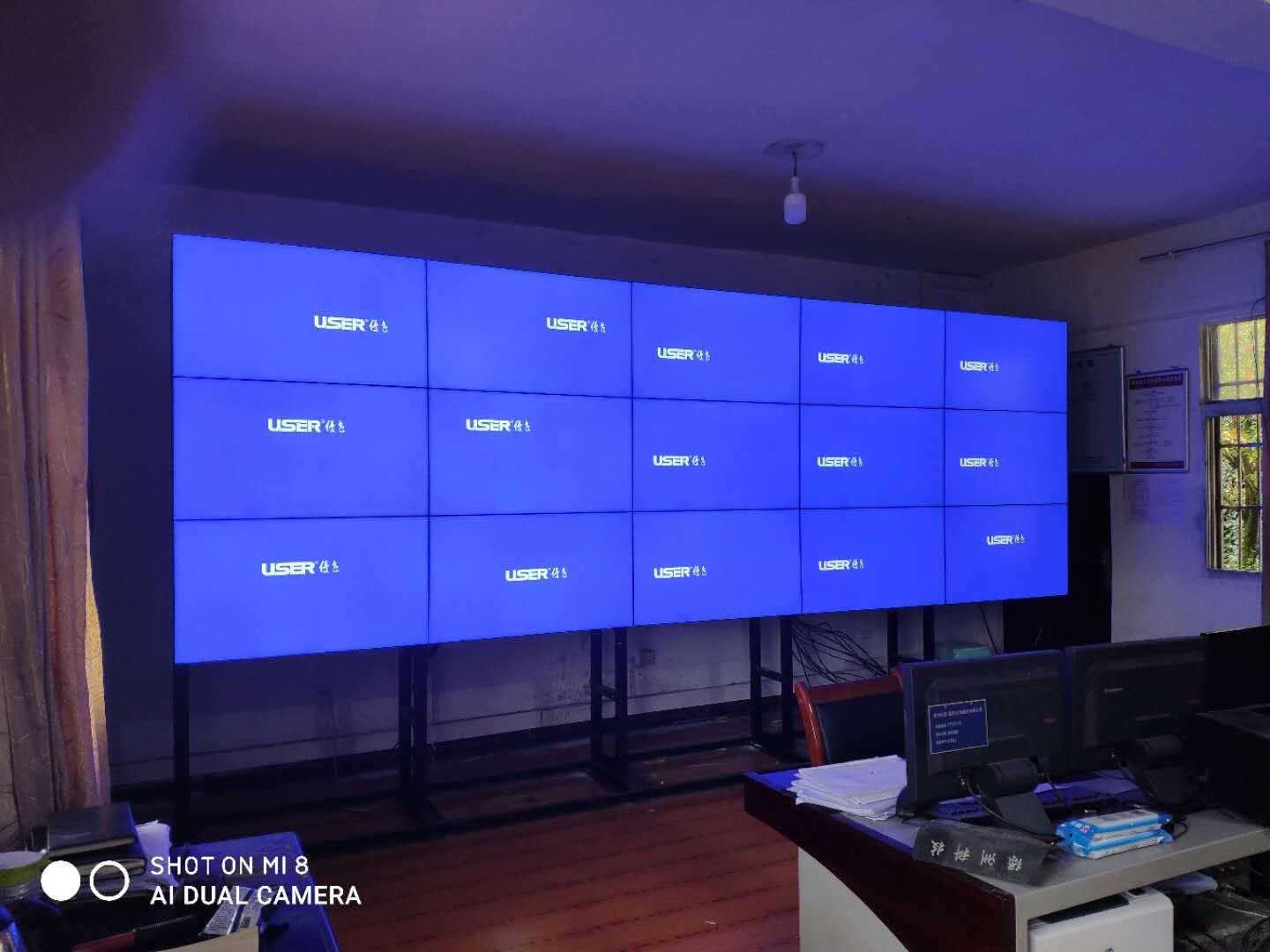 55英寸液晶拼接屏的長(zhǎng)度和寬度尺寸是多少？